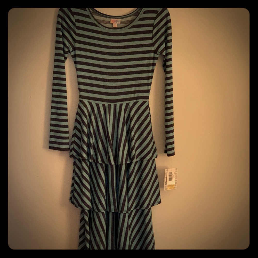 Fantastic looking xxs LuLaRoe Georgia dresd